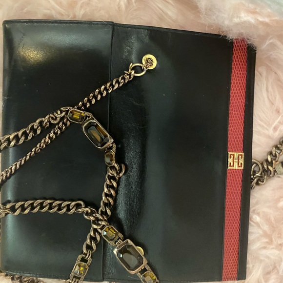 Givenchy long purse with snake skin application - Picture 14 of 14